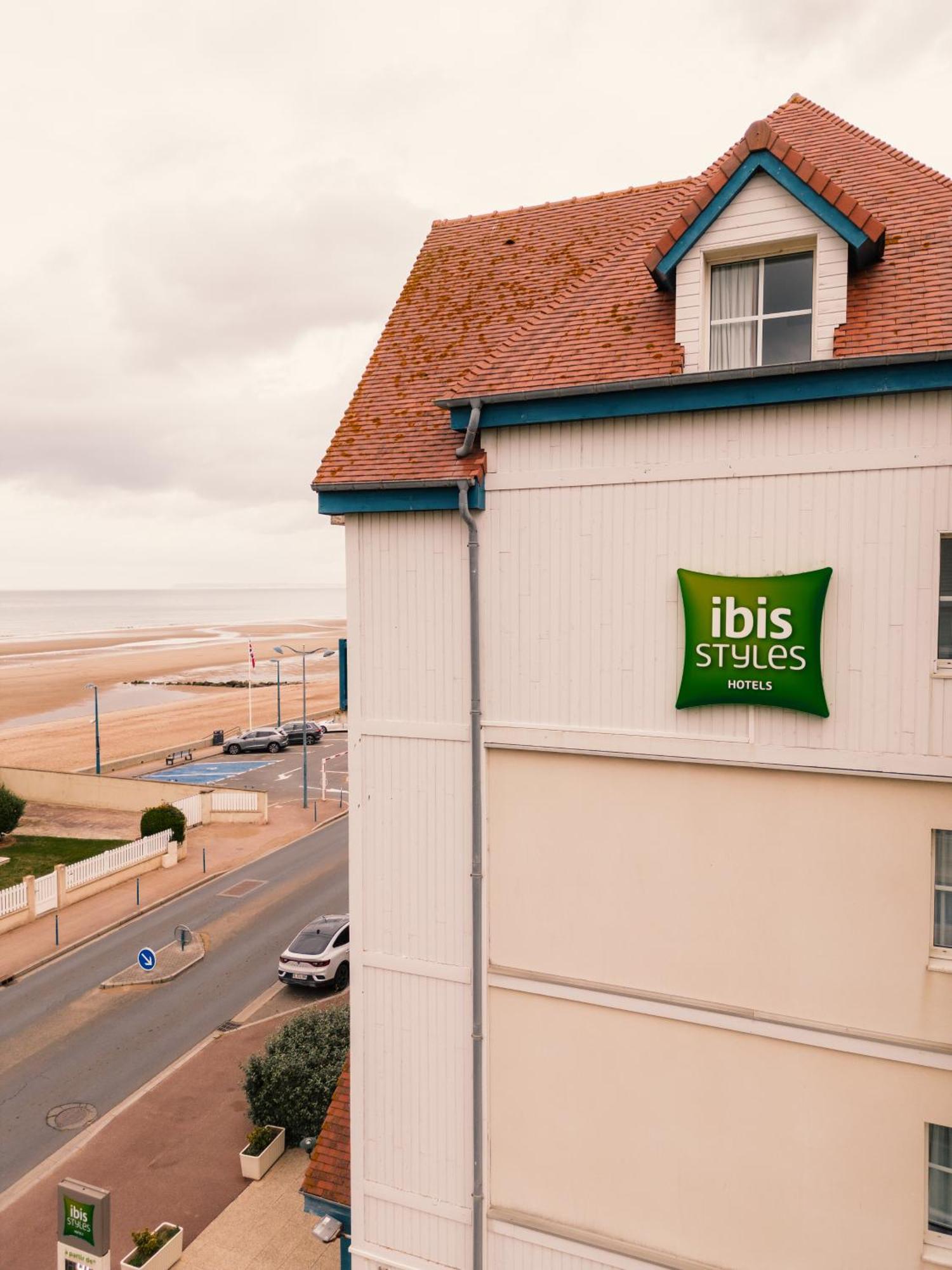 ibis Styles Deauville Villers Plage Exterior foto