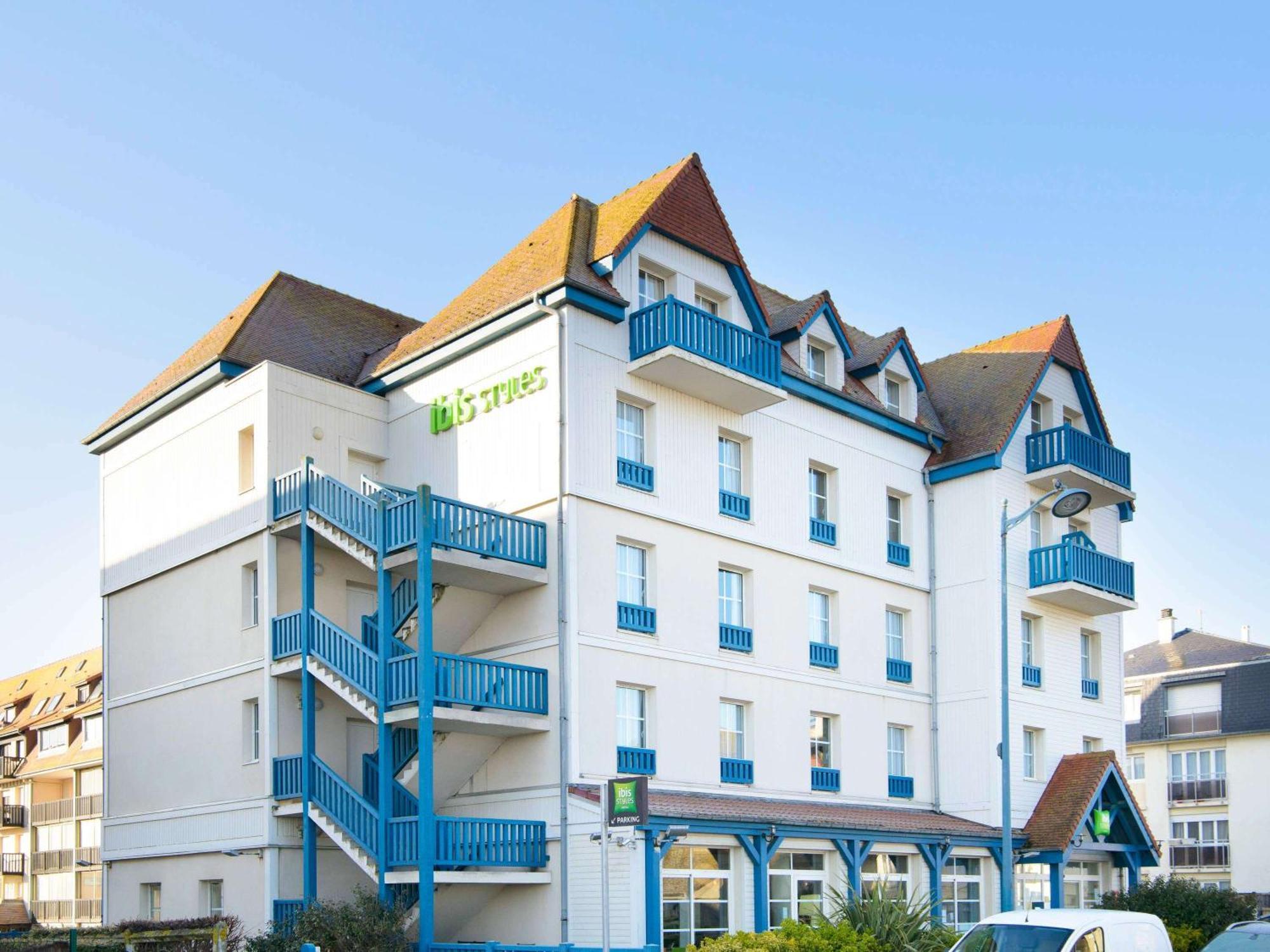 ibis Styles Deauville Villers Plage Exterior foto